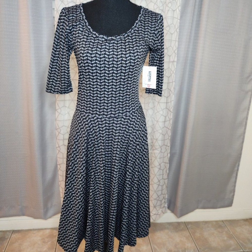 NWT LuLaRoe Nicole Dress S